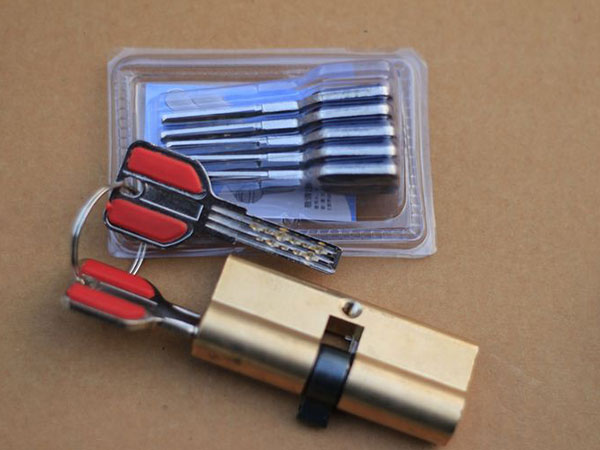 抚顺24小时上门开锁公司